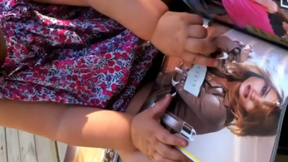 Het effect van technologie op de mens, baby vs iPad