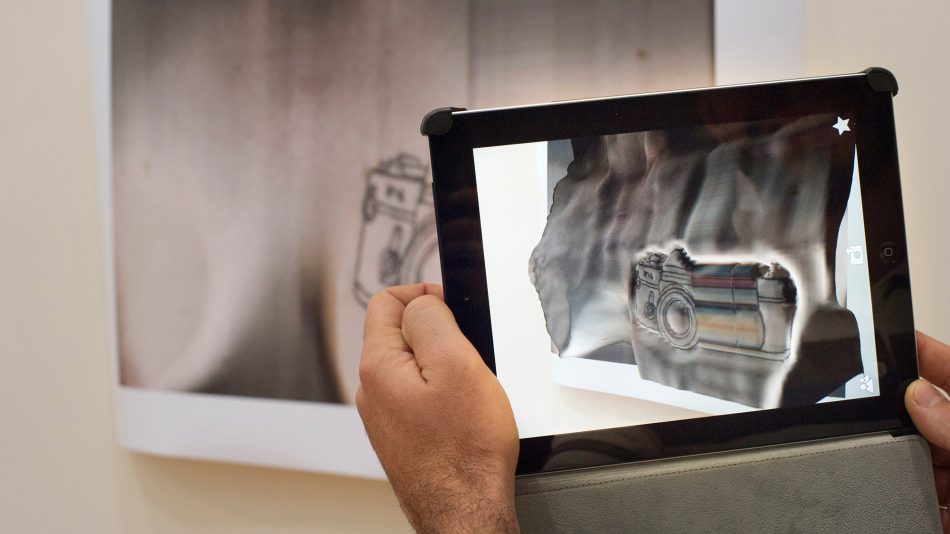 Shift Skin: augmented reality via tatoeages