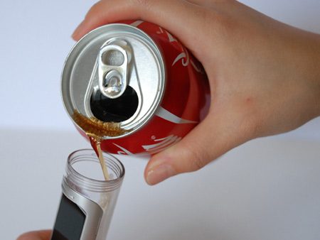 Nokia: "powered by Coca Cola"
