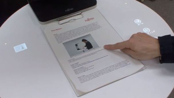 Interface minimaliseert drempel fysieke- en virtuele wereld