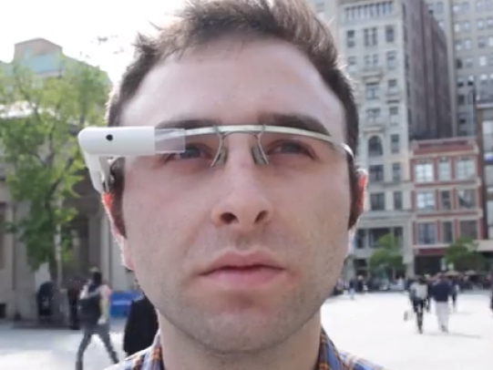Handig dat Google Glass...NOT