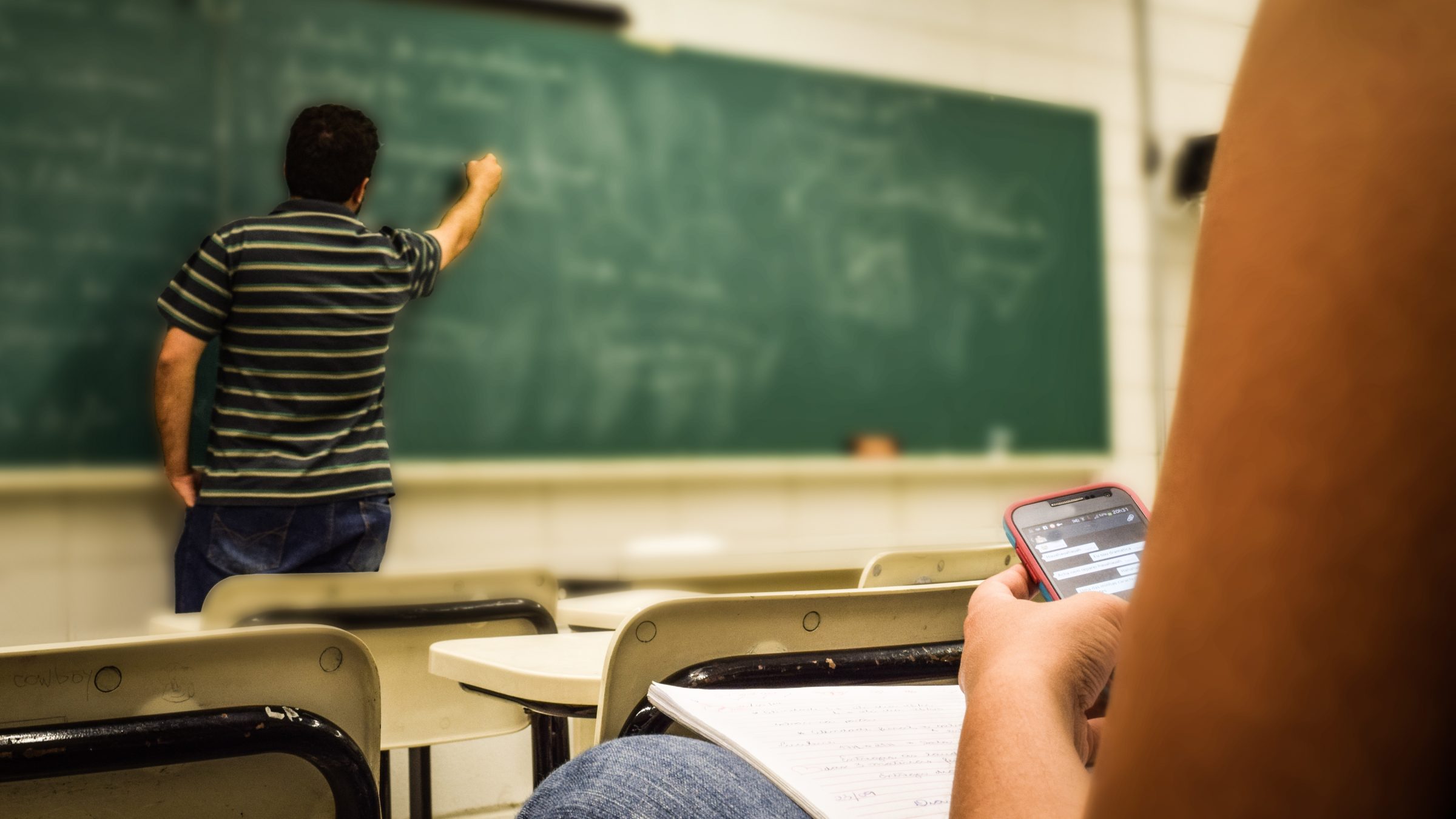Gen Z is niet dommer, we trainen hun brein anders