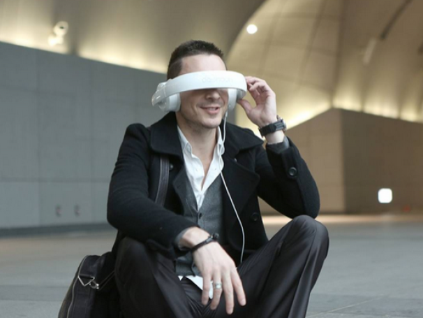 Mask: Koptelefoon met filmtheater ervaring