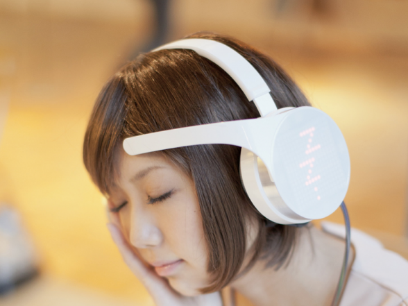 Mico, neurowear headset