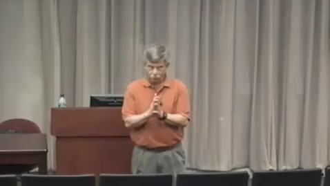 Professor walgt van het bedrog door klas