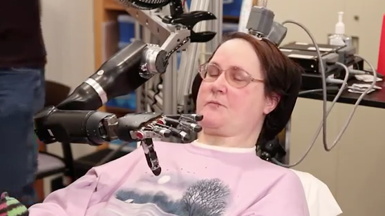 Robotarm besturen via hersenen