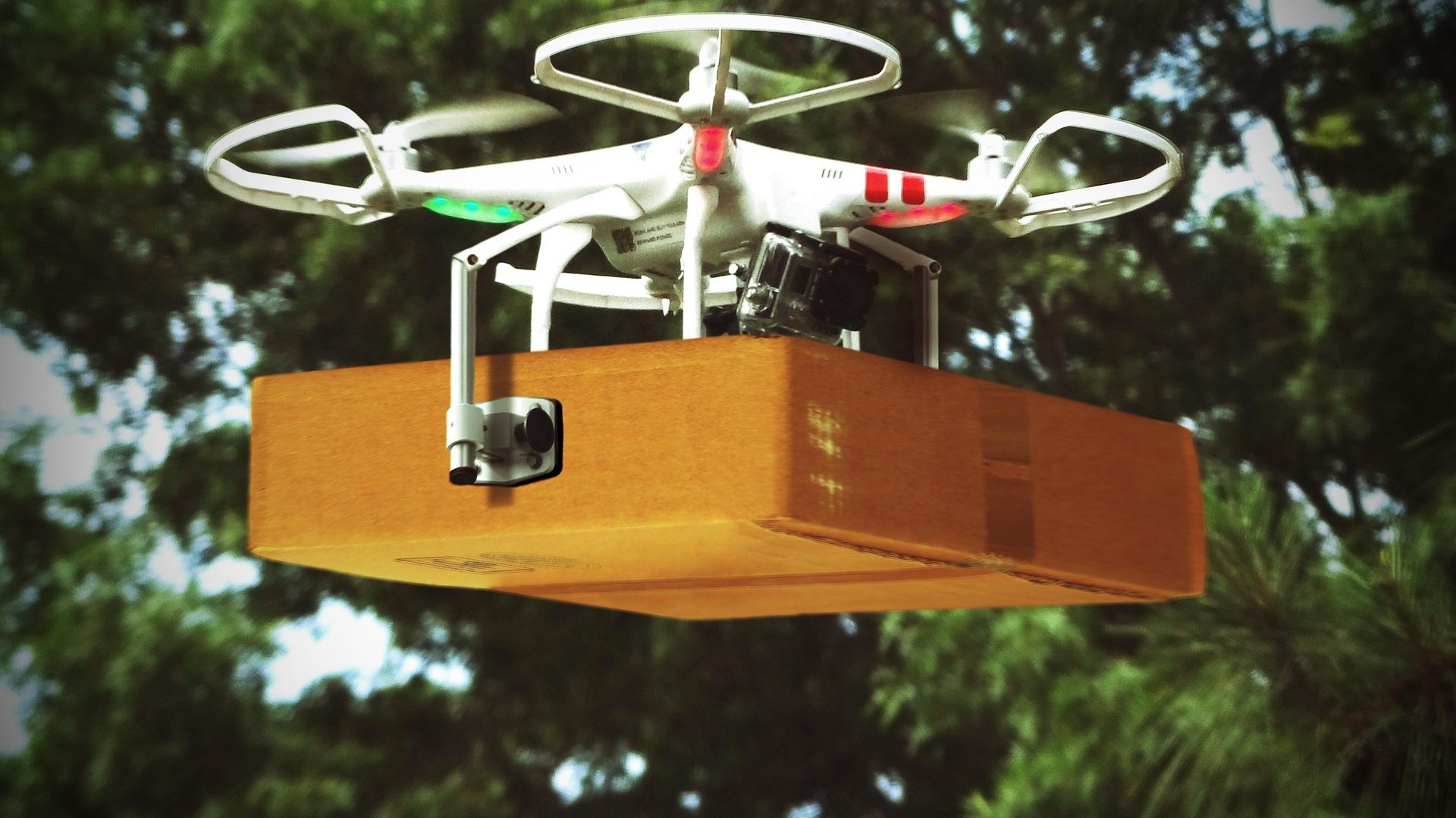 Drones opladen via huizen